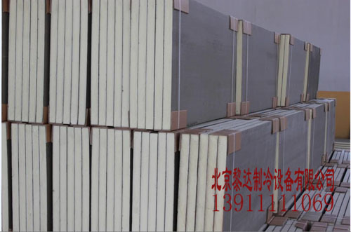 ۰